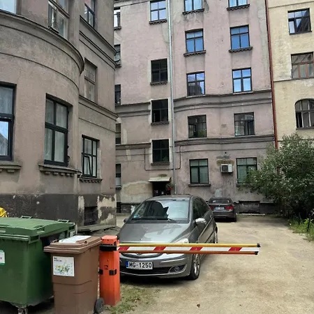 Eksporta Appartaments *